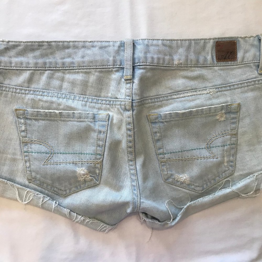 Light Wash American Eagle Shorts